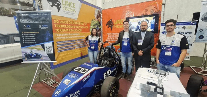 B’Energy Racing Facens expõe carro elétrico no Congresso C-MOVE 2022